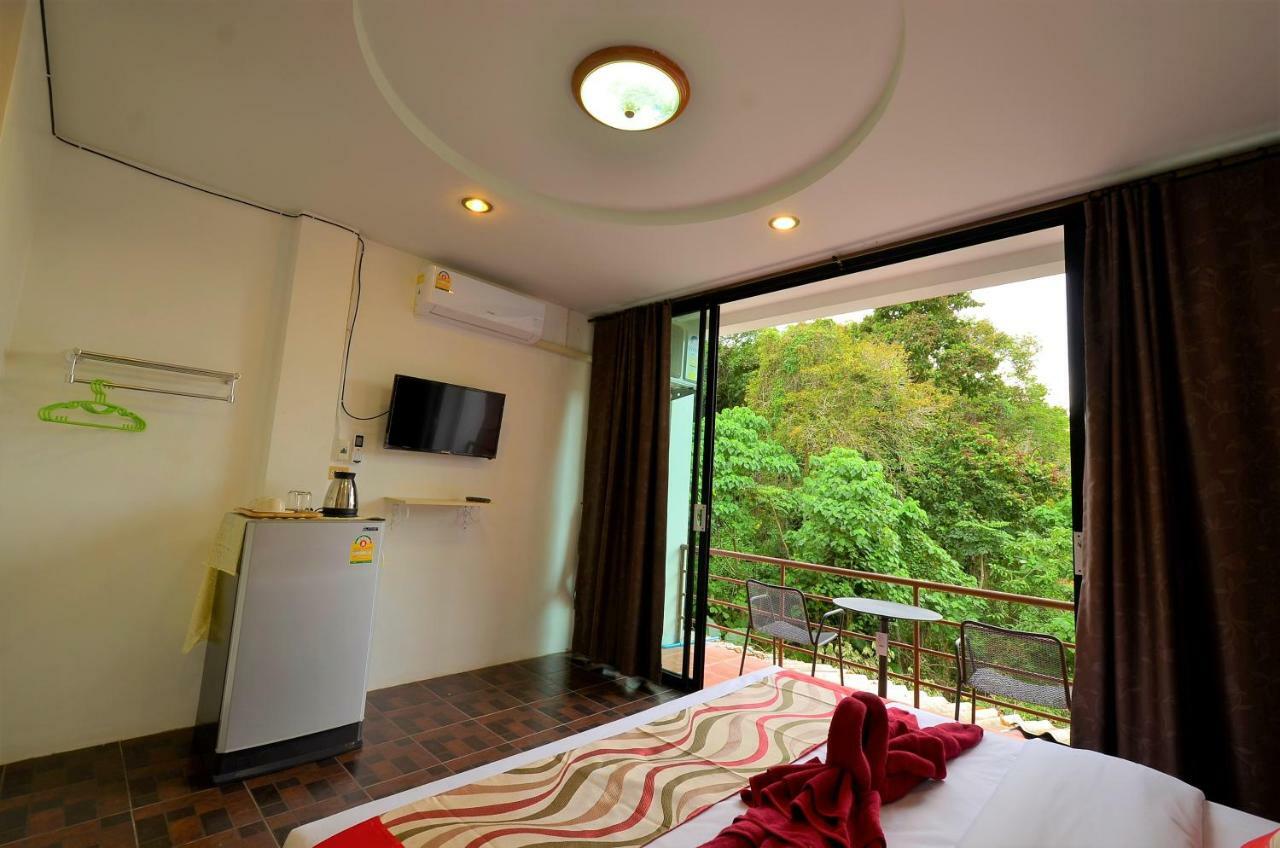 Lanta Friendly House Hotel Koh Lanta Exterior photo