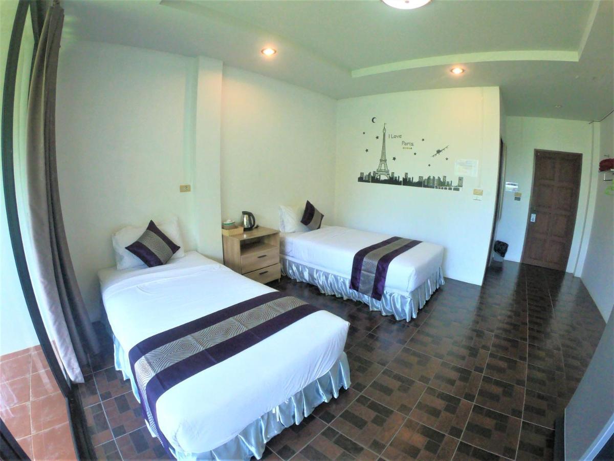 Lanta Friendly House Hotel Koh Lanta Exterior photo